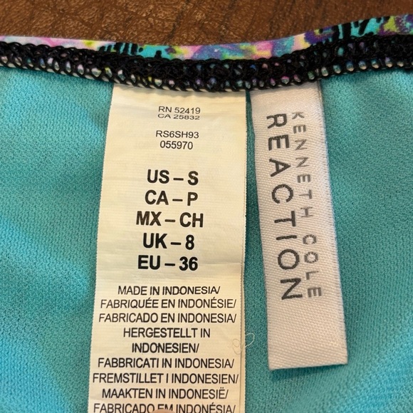 Kenneth Cole Reaction 2 Piece Tankini Swimsuit Floral Aztec Print Size Small S - Picture 3 of 3